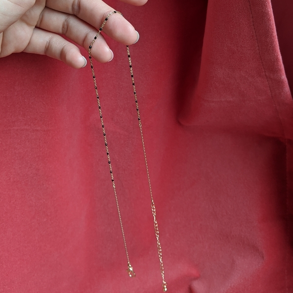 Sold! UO gold black layering necklace - Picture 2 of 2